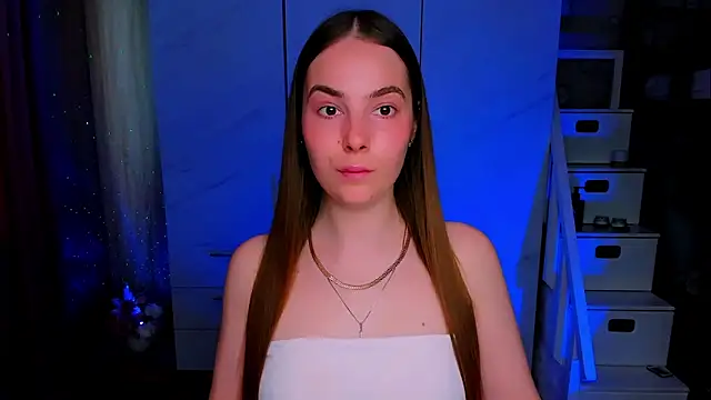 Snapshot of Maddy_Wood_ chatting on May 2026 11:15:01 AM Maddy Wood online show from May 2026 11:15:01 AM