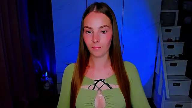 Snapshot of Maddy_Wood_ chatting on July 2026 08:26:01 PM Maddy Wood online show from July 2026 08:26:01 PM