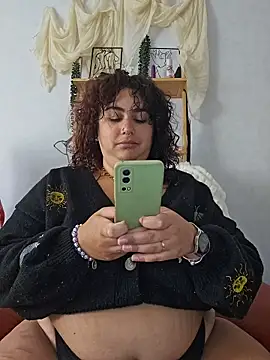 Deesse luna online show from May 2026 09:05:01 AM