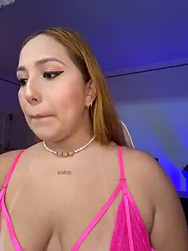 Kiarhatrixie1 online show from April 2026 05:42:01 PM