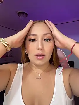 Kiarhatrixie1 online show from March 2026 05:33:01 PM