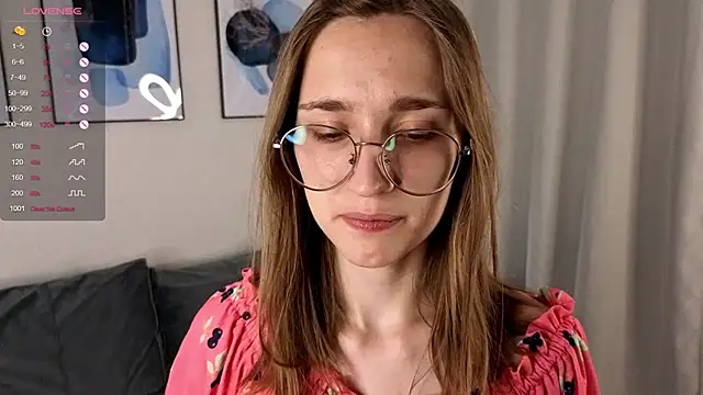 AshleyyJones online show from June 2026 02:11:01 PM