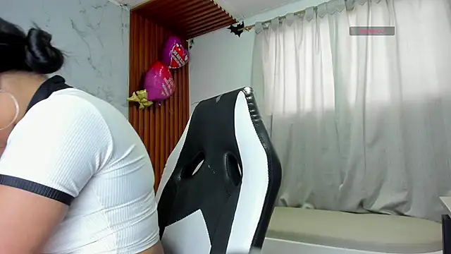 adhara  messY online show from March 2026 01:13:01 PM