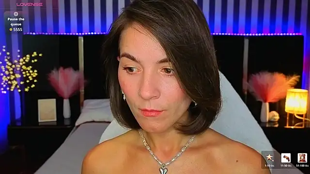 GracefulMichelle online show from May 2026 07:28:02 PM