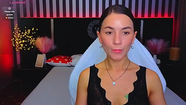 GracefulMichelle online show from May 2026 07:32:02 PM