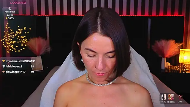 GracefulMichelle online show from May 2026 02:08:02 AM