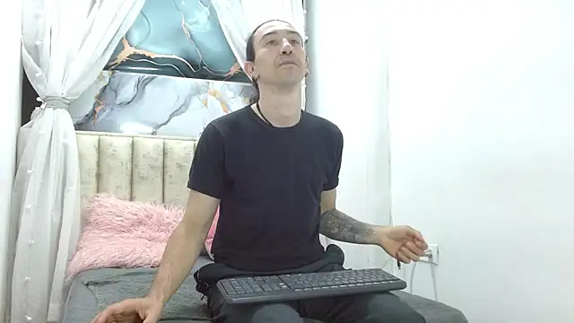 Dilan Lust online show from February 2026 11:44:01 AM