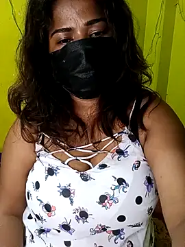 Snapshot of NISHHAA chatting on May 2026 08:01:02 PM NISHHAA online show from May 2026 08:01:02 PM