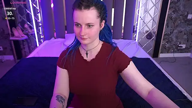 AlisaGracee online show from April 2026 01:04:01 PM