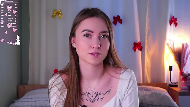 LorileeRuetz online show from March 2026 11:24:01 AM