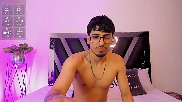 Mia Iron online show from March 2026 12:49:01 PM