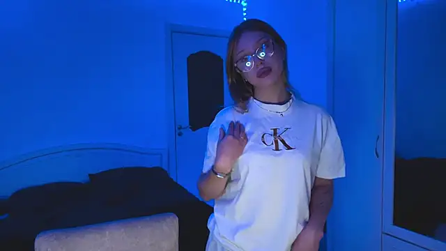 Stefifany online show from February 2026 02:29:01 PM