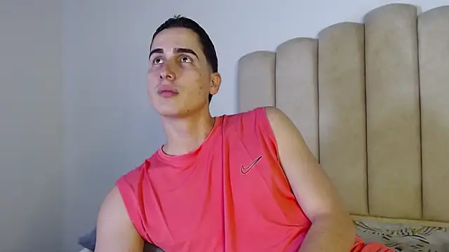 ryanlevi1 online show from March 2026 01:37:01 PM