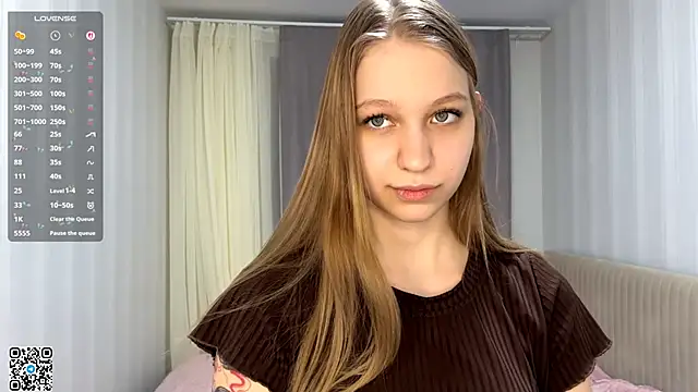 Snapshot of HollyGibson chatting on February 2026 07:05:01 PM HollyGibson online show from February 2026 07:05:01 PM