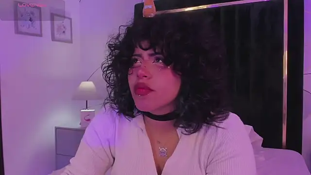 VinkSmokee online show from April 2026 07:10:02 PM