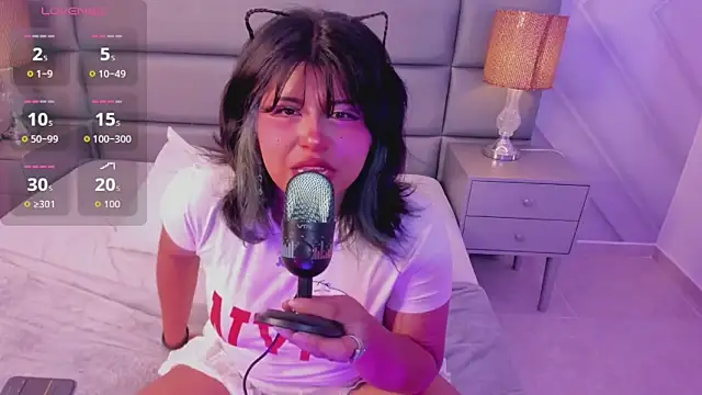 VinkSmokee online show from April 2026 09:39:33 PM