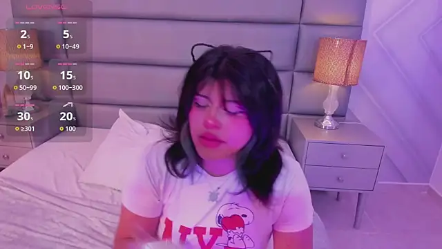 VinkSmokee online show from April 2026 08:42:02 PM