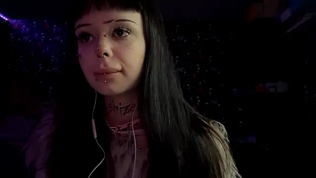 Luna Sohotti online show from February 2026 03:58:02 PM