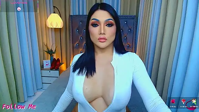 Laureen Hilton online show from March 2026 12:14:01 PM