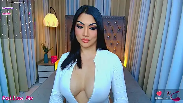 Laureen Hilton online show from April 2026 03:16:02 PM