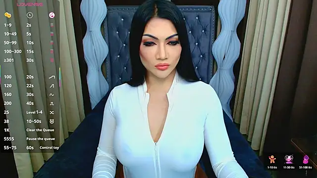 Snapshot of Laureen_Hilton chatting on February 2026 11:34:01 AM Laureen Hilton online show from February 2026 11:34:01 AM