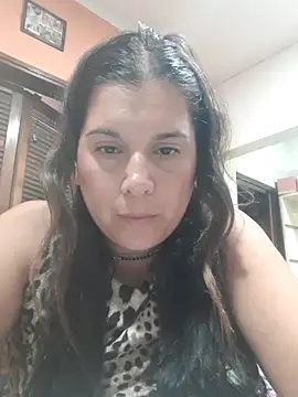 Lucia queen online show from April 2026 11:44:02 PM