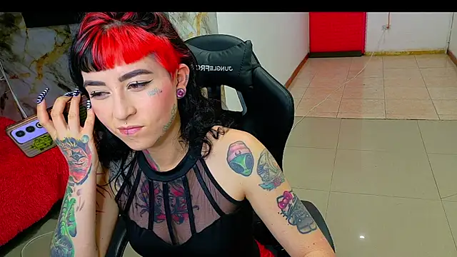 nova kitttyy online show from February 2026 08:20:01 PM