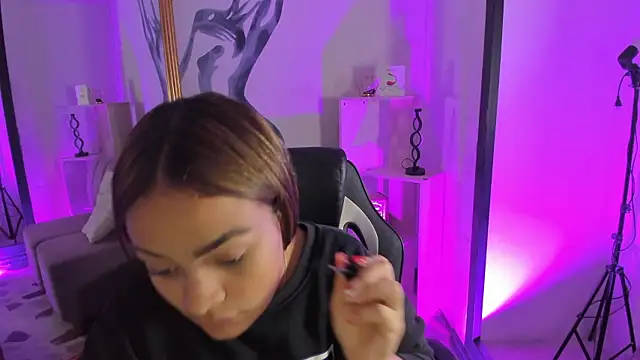 SiaFoxx  online show from February 2026 04:42:01 AM