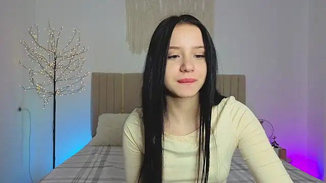 Little sweet1ie online show from February 2026 01:46:02 PM