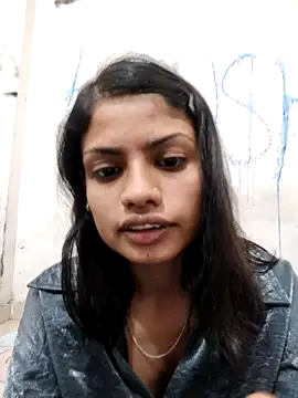 Colleage-girl online show from March 2026 06:47:01 PM