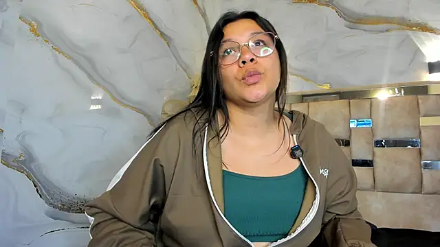 Snapshot of belen_green chatting on May 2026 01:47:02 PM belen green online show from May 2026 01:47:02 PM