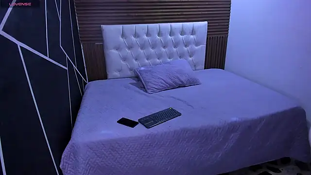 Angel St1 online show from May 2026 01:05:01 PM