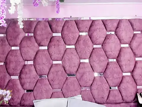 alana deivis online show from February 2026 02:53:01 AM