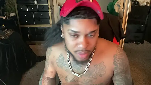 Snapshot of nikolovetm chatting on February 2026 04:10:02 AM nikolovetm online show from February 2026 04:10:02 AM