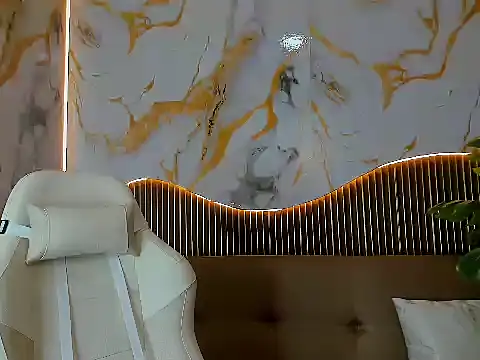 SilkNyx online show from February 2026 02:06:02 PM