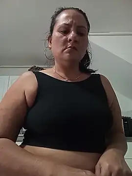 Snapshot of Mishell_Perez chatting on February 2026 07:25:01 PM Mishell Perez online show from February 2026 07:25:01 PM