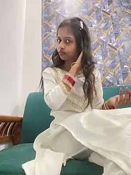 Rani1993 online show from February 2026 06:19:01 PM