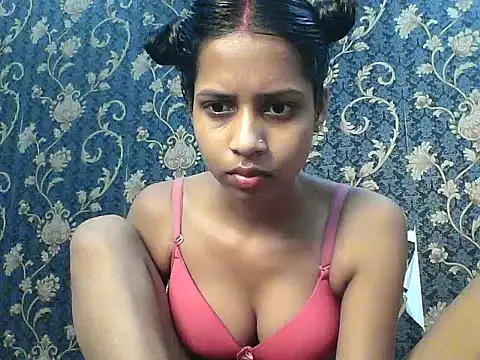 Rani1993 online show from March 2026 04:49:01 AM