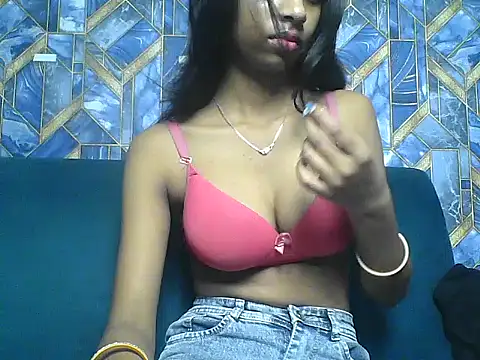 Rani1993 online show from March 2026 05:14:02 PM