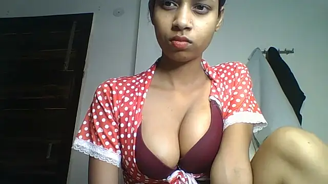 Snapshot of Rani1993 chatting on July 2026 07:54:02 PM Rani1993 online show from July 2026 07:54:02 PM