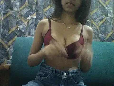 Rani1993 online show from February 2026 03:35:02 PM