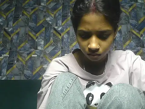 Rani1993 online show from March 2026 04:41:02 PM