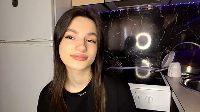 Kosandra k online show from April 2026 01:07:01 PM