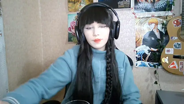 MilaTyan online show from April 2026 05:09:01 PM