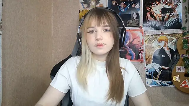 Snapshot of MilaTyan chatting on June 2026 04:05:01 PM MilaTyan online show from June 2026 04:05:01 PM