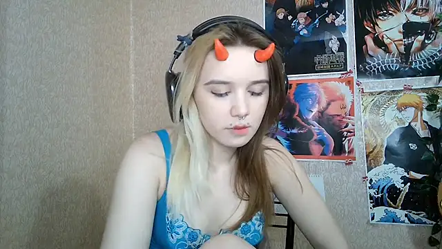 MilaTyan online show from April 2026 05:08:02 PM