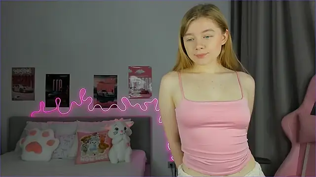 EvaRaee online show from April 2026 03:35:01 AM