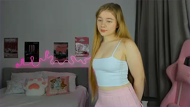 EvaRaee online show from March 2026 03:56:01 AM