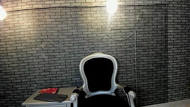 hillary bigbutt online show from March 2026 03:49:01 AM