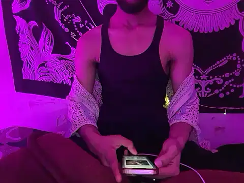 Snapshot of Robyne_xx chatting on February 2026 05:43:01 PM Robyne xx online show from February 2026 05:43:01 PM